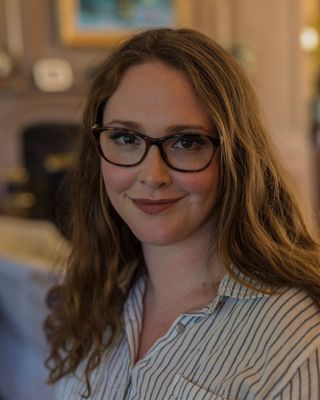 Photo of Cat Haueter, Marriage & Family Therapist, MA, LMFT