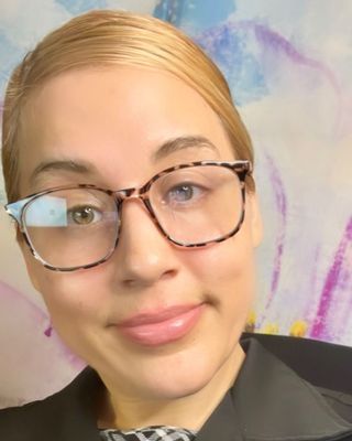 Photo of Brenda Duarte, Marriage & Family Therapist, MA, LMFT