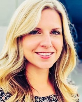 Photo of Laura Dixson, Clinical Social Work/Therapist