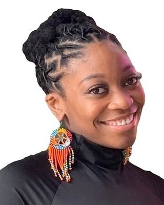 Photo of Keanna Siles, Pre-Licensed Professional