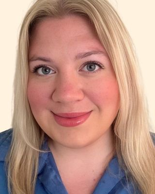 Photo of Sara Thomas, Clinical Social Work/Therapist