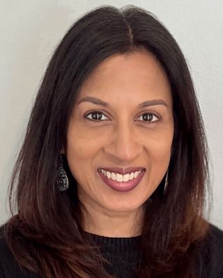 Photo of Roopa Kline, Physician Assistant, PA-C