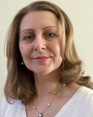 Photo of Yulia Roe, Clinical Social Work/Therapist, LCSW