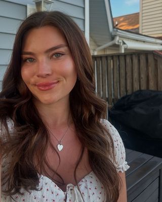 Photo of Julia Heineman, Pre-Licensed Professional