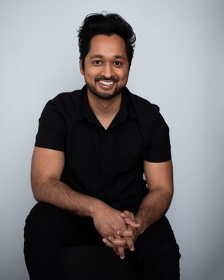 Photo of Muneeb Shahid, Registered Psychotherapist, RP, MACP, BASc