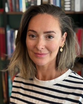 Photo of Polly Lemon, Counsellor, MBACP