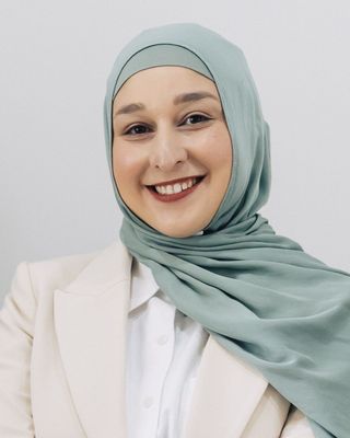 Photo of Mahasen Jamal, Counsellor, MA, ACA-L4