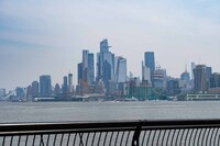 Gallery Photo of View of NYC Skyline from Hoboken Riverview Park