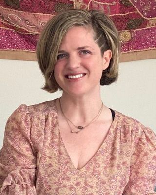 Photo of Sheila Thiele, Marriage & Family Therapist Associate in Los Angeles, CA