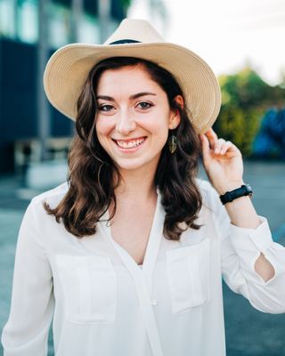 Photo of Lauryn Lucido, Marriage & Family Therapist, LMFT