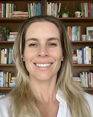 Photo of Carolina Lima Locatelli, Counsellor, MA, ACA-L2
