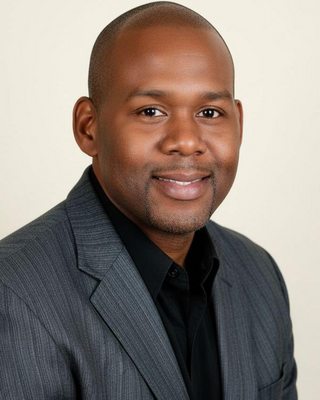 Photo of Reginald Browhow, Clinical Social Work/Therapist, LCSW