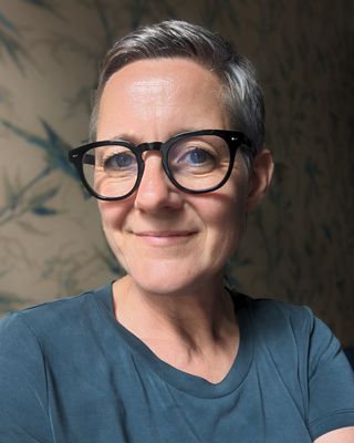 Photo of Sarah Wood, Psychotherapist, MBACP