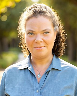 Photo of Julie Yankowsky, Psychiatric Nurse Practitioner, MSN, PMHNP