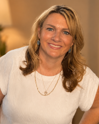 Photo of Alicia Mirabelli, Clinical Social Work/Therapist, LCSW