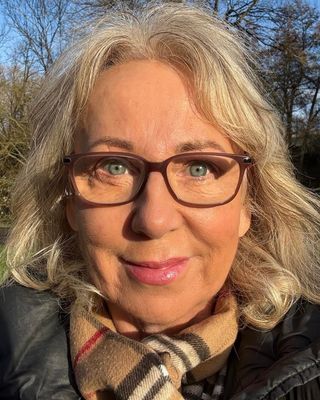 Photo of Angela Furnival, Counsellor, MNCPS Acc.