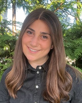 Photo of Sara Berlin, Clinical Social Work/Therapist