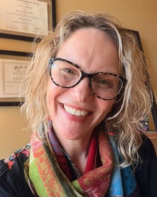 Photo of Nicole Schrader, Clinical Social Work/Therapist, MSW, LISW