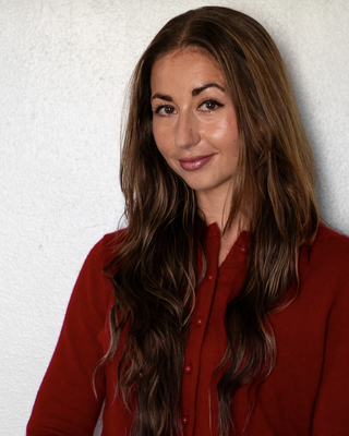 Photo of Ariadne Stevenson - Raven Stevenson, Pre-Licensed Professional, MA, RMHCI