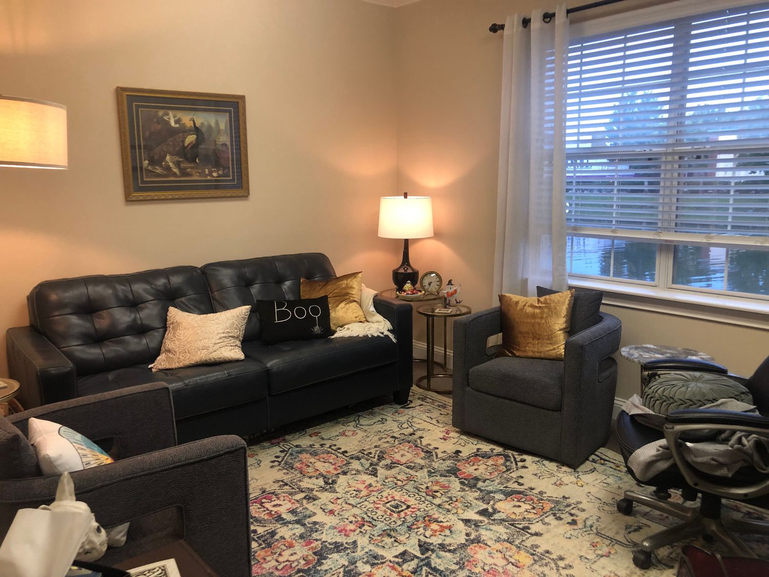 Gallery Photo of Therapist Office