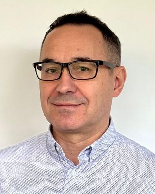 Photo of Oliver Ackermann, Psychotherapist, MA, CMSAC