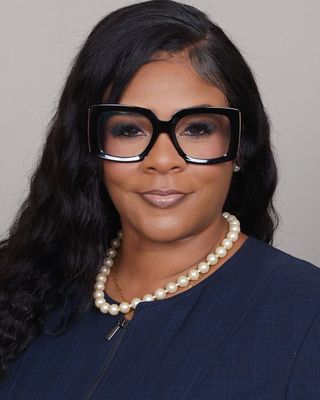 Photo of Dr. Quimani Green, Clinical Social Work/Therapist, PhD, LCSW