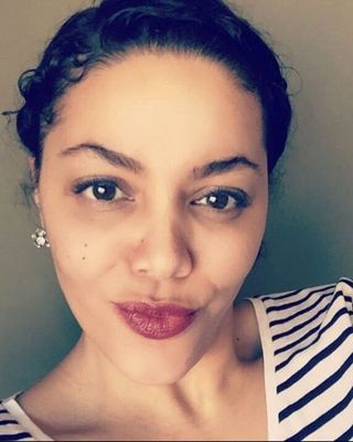 Photo of Claudia Sousa, Clinical Social Work/Therapist, MSW, LICSW