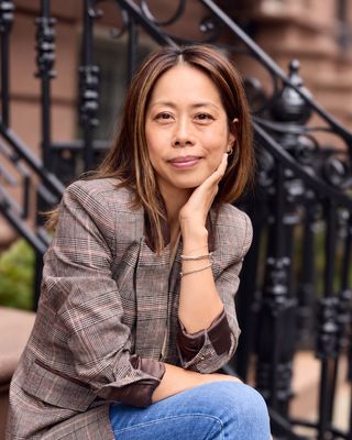 Photo of Helen Wu, Pre-Licensed Professional