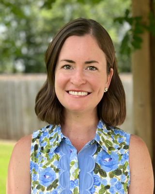 Photo of Julia Burnett, Clinical Social Work/Therapist, LCSW