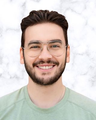 Photo of Lorenzo Mariani, Registered Psychotherapist (Qualifying), RP(Q)