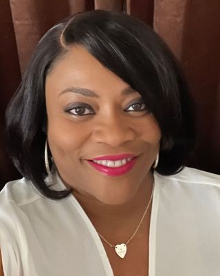 Photo of Latina McMillan, Counselor, LCPC