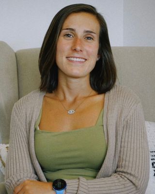 Photo of Abbie Brewster, MA, LPC, LPAT, ATR-BC, CCTP, Licensed Professional Counselor