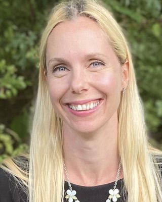 Photo of Emily Groves - Oak Counselling , Counsellor, MBACP