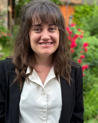 Photo of Amanda Ahmed, Registered Psychotherapist (Qualifying), RN, BScN, MACP