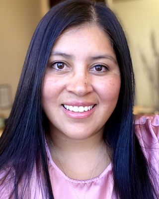 Photo of Jessica J Edwards, Marriage & Family Therapist Associate in 92612, CA
