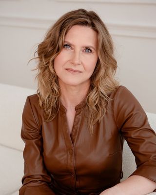 Photo of Agnieszka Kucharska-Dewey, Counsellor, Mag.