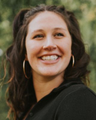 Photo of Savannah Smith, Clinical Social Work/Therapist, LCSW, CCTP