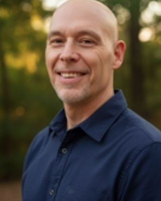 Photo of Greg Lippincott, Marriage & Family Therapist, LMFT
