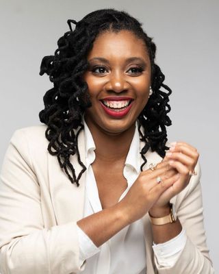 Photo of Dr. Angela M. McDonald, Registered Clinical Social Worker Intern in Coral Springs, FL