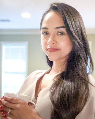 Photo of Erica Arambulo, Marriage & Family Therapist, LMFT