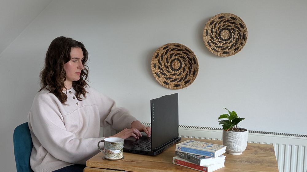 I'm just taking-on new online clients.
Grab a cup of tea and join from the comfort of your own home!
