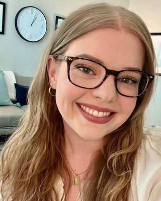 Photo of Ashley VanYperen, Marriage & Family Therapist