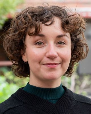 Photo of Isabelle Ruiz, Psychotherapist, PACFA