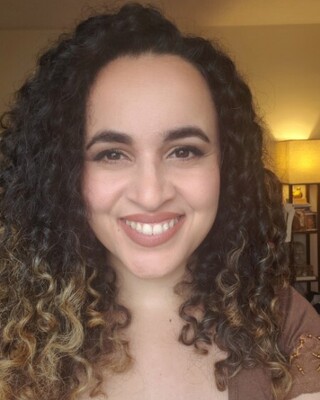 Photo of Luana Bessa, Psychologist in Arlington, MA