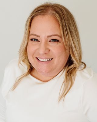 Photo of Katie Mastromattei, Registered Psychotherapist, BSc, BEd, MACP