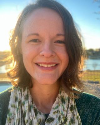 Photo of LaShay McKeel, Clinical Social Work/Therapist, LSWIAC, LMSW, RYT-200