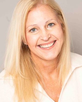 Photo of Dr. Kelly Hunter, Psychologist, PsyD