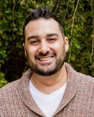 Photo of Ari Labowitz, Marriage & Family Therapist, MA, LMFT