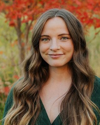 Photo of Nicole Hooley, Pre-Licensed Professional, MSWI