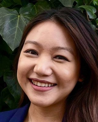 Photo of Caroline Lau, Marriage & Family Therapist, LMFT